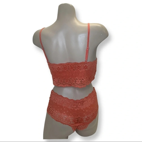 Zuliana Size Large Lace 2 Piece Cheeky Set. Made In Brazil. New With Tags. - Picture 3 of 6